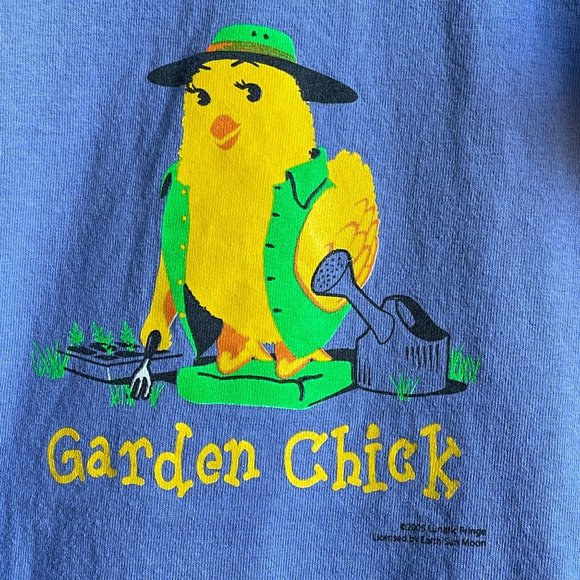 4/$25 Garden Chick TShirt Short Sleeve 2005 Earth Sun Moon Gildan Ultra Cotton - Picture 4 of 8